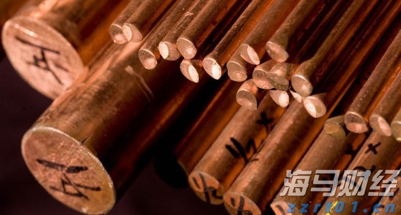 尼日利亚一船只倾覆,仍有40多人下落不明