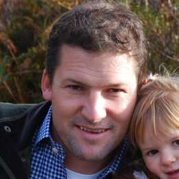 普京同金正恩通电话重申发展合作承诺